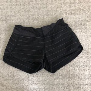 Black and gray lululemon shorts